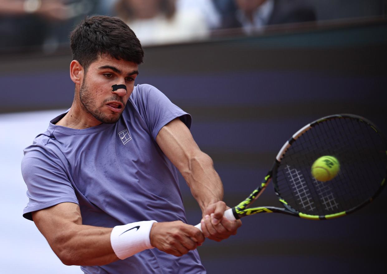 西班牙网球队横扫意大利网球队，阿尔卡拉斯统治全场的简单介绍